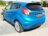Używany Ford Fiesta Titanium 101 KM (74 kW) 2013 Niebieski Sedan/Limuzyna