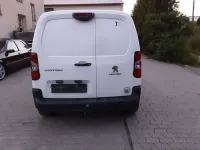 Gebraucht Peugeot Partner 110 PS (80 kW) 2020 Weiß Van / Kleinbus