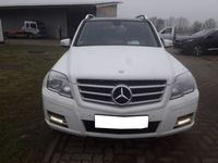 Gebraucht Mercedes GLK220 170 PS (125 kW) 2012 Calcitweiss  unilack SUV