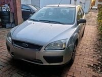 Usata Ford Focus 108 CV (79 kW) 2005 Argento Berlina