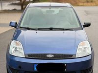 Gebraucht Ford Fiesta 69 PS (50 kW) 2005 Blau Kleinwagen