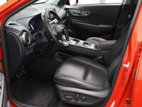 gebraucht Hyundai Kona KONAEV 64kW Premium / Krell Audio / Lederaustattung / Navi / Elektr. Sitze