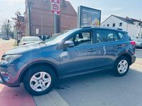 Gebraucht Toyota RAV4 Life 150 PS (110 kW) 2014 Blau SUV