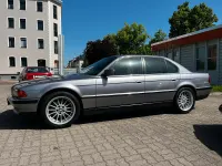 Gebraucht BMW 730 218 PS (160 kW) 1995 Violet Limousine