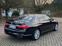 Second-hand BMW 740 320 CP (235 kW) 2016 Negru Berlinǎ