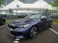 Neu BMW 540 M Sport 303 PS (222 kW) 2026 Blau Limousine