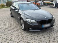 Second-hand BMW 750 408 CP (300 kW) 2008 Gri Berlinǎ