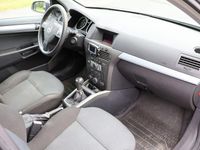 Gebraucht Opel Astra Edition 80 PS (58 kW) 2005 Silber Kombi