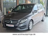 Gebraucht Mercedes B180 122 PS (89 kW) 2015 Grau Van / Kleinbus