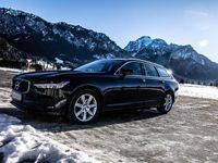 Second-hand Volvo V90 150 CP (110 kW) 2018 Negru Break