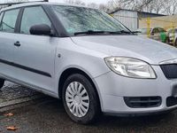 Second-hand Skoda Fabia 60 CP (44 kW) 2009 Argintiu Berlinǎ