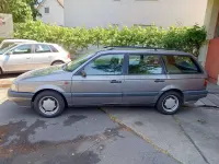 Gebraucht VW Passat 90 PS (66 kW) 1993 Grau Kombi