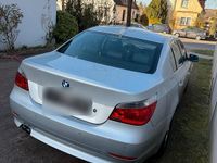 Gebraucht BMW 523 177 PS (130 kW) 2005 Silber Limousine