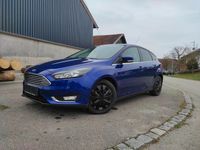 Gebraucht Ford Focus 125 PS (91 kW) 2014 Blau Limousine