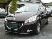 Gebraucht Peugeot 208 Active 95 PS (69 kW) 2012 Schwarz Kleinwagen