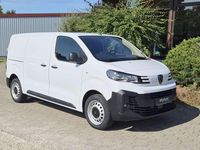 Gebraucht Peugeot Expert 177 PS (130 kW) 2024 Eisweiß Van