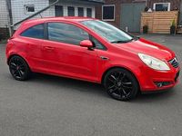 Gebraucht Opel Corsa 80 PS (58 kW) 2007 Magma rot (b) Kleinwagen