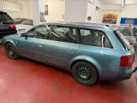 Używany Audi A6 2000 Zielony Kombi