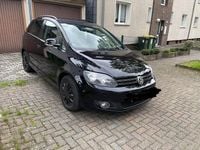 Second-hand VW Golf VI 105 CP (77 kW) 2011 Negru Hatchback