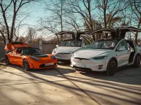 Gebraucht Tesla Model S Plaid 759 kW (1033 PS) 2022 Rot Kleinwagen