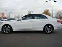 Gebraucht Mercedes E200 Avantgarde 184 PS (135 kW) 2016 Weiß Limousine