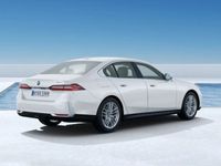 Neu BMW 520 208 PS (152 kW) 2025 Alpinweiss uni Limousine