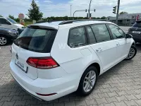 Gebraucht VW Golf VII Comfortline 116 PS (85 kW) 2019 Weiß Kombi
