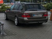 Używany Mercedes E280 Avantgarde 190 KM (139 kW) 2008 Brązowy Kombi