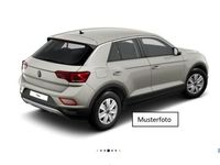 Second-hand VW T-Roc 110 CP (80 kW) 2024 Alb SUV