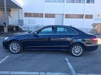 Gebraucht Mercedes E300 231 PS (169 kW) 2012 Blau Limousine