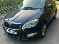 Gebraucht Skoda Roomster 105 PS (77 kW) 2012 Schwarz Van / Kleinbus