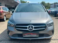 Gebraucht Mercedes B220 190 PS (139 kW) 2018 Iridiumsilber Kleinwagen