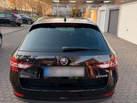 Gebraucht Skoda Superb 190 PS (139 kW) 2016 Schwarz Kombi