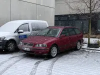Gebraucht Volvo V40 122 PS (89 kW) 2000 Rot Kombi