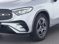 Gebraucht Mercedes GLC200 AMG 204 PS (150 kW) 2025 Lack hightechsilber (metallic) SUV