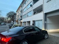 Gebraucht BMW 730 258 PS (189 kW) 2015 Blau Limousine