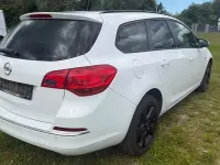 Gebraucht Opel Astra Style 120 PS (88 kW) 2015 Weiß Kombi
