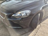 Gebraucht Volvo V40 Kinetic 122 PS (89 kW) 2017 Schwarz Limousine