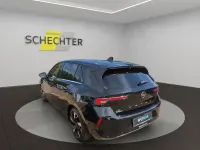 Gebraucht Opel Astra Elegance 131 PS (96 kW) 2022 Karbon schwarz metallic (metallic) Kleinwagen
