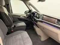 Gebraucht VW Multivan Style 150 PS (110 kW) 2025 Grau Van / Kleinbus