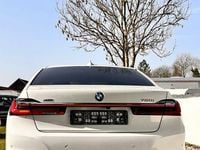 Gebraucht BMW 750 Shadowline 530 PS (389 kW) 2019 Weiß Limousine