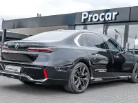 Gebraucht BMW 740 Executive 299 PS (219 kW) 2025 Schwarz Limousine