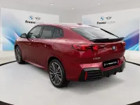 Neu BMW iX2 Luxury Line 230 kW (313 PS) 2026 Rot SUV