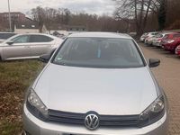 Gebraucht VW Golf VI 105 PS (77 kW) 2011 Schwarz Kleinwagen