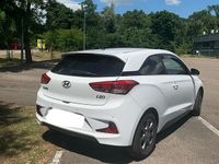 Gebraucht Hyundai i20 101 PS (74 kW) 2015 Weiß Kleinwagen