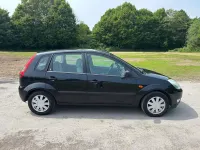 Gebraucht Ford Fiesta Ghia 80 PS (58 kW) 2002 Schwarz Kleinwagen