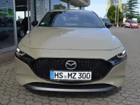 Neu Mazda 3 140 PS (102 kW) 2026 Zircon sand Limousine