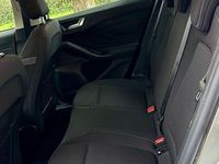 Gebraucht Ford Focus Trend 120 PS (88 kW) 2019 Grau Limousine