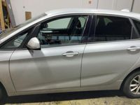 Gebraucht BMW 218 Active Tourer Basis 135 PS (99 kW) 2015 Silber Van / Kleinbus