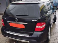 Gebraucht Mercedes ML350 272 PS (200 kW) 2006 Schwarz SUV